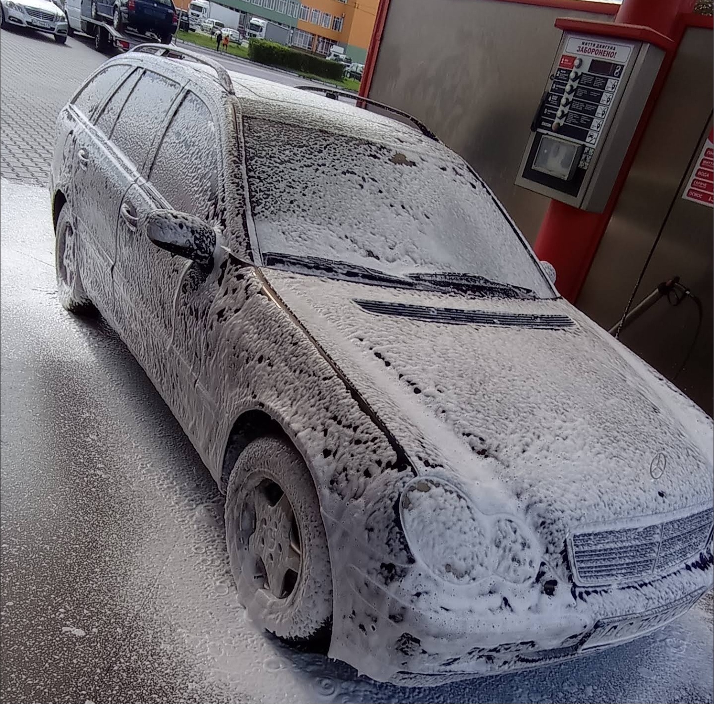 Чистий автомобіль